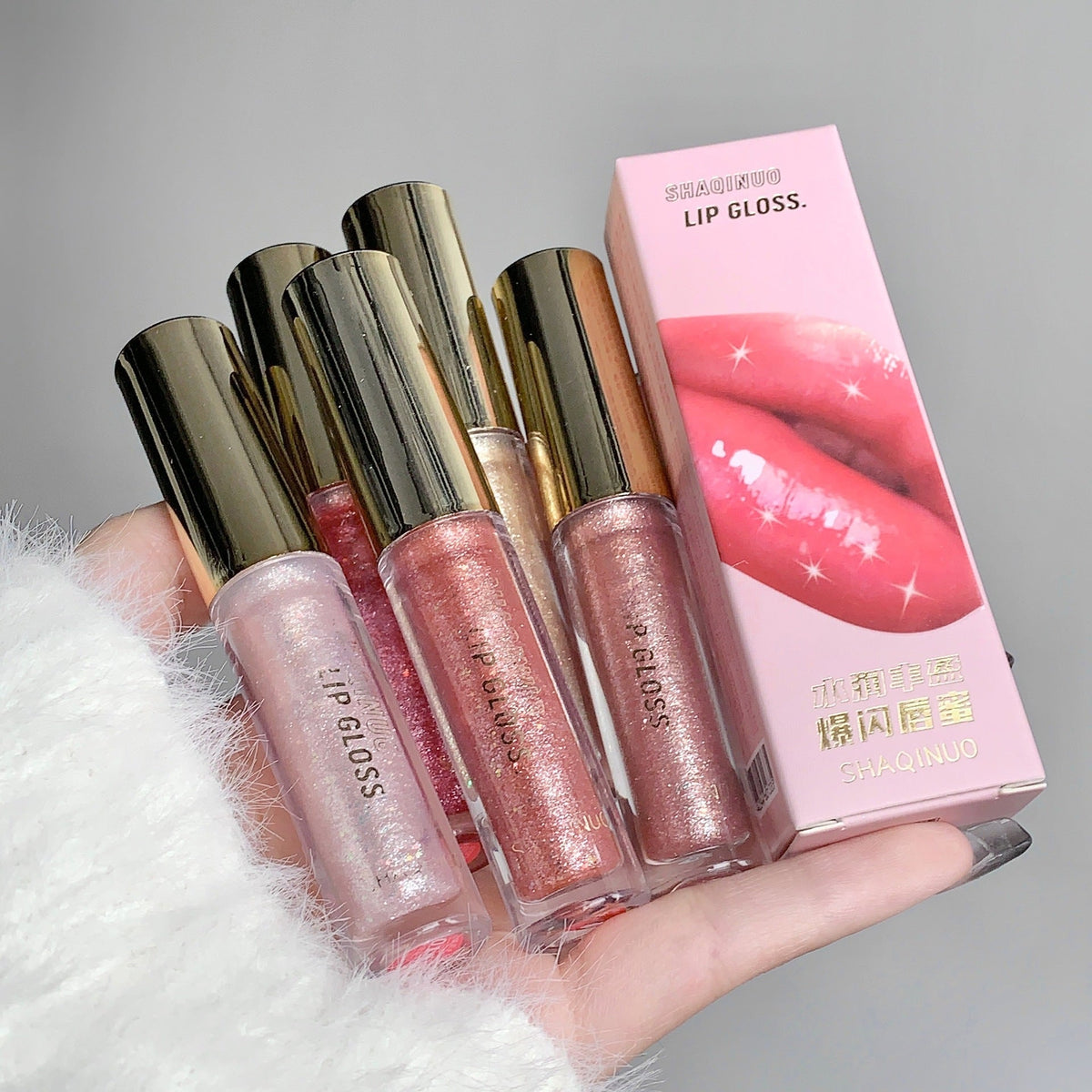 Conjunto de 5 batons vermelhos brilhantes